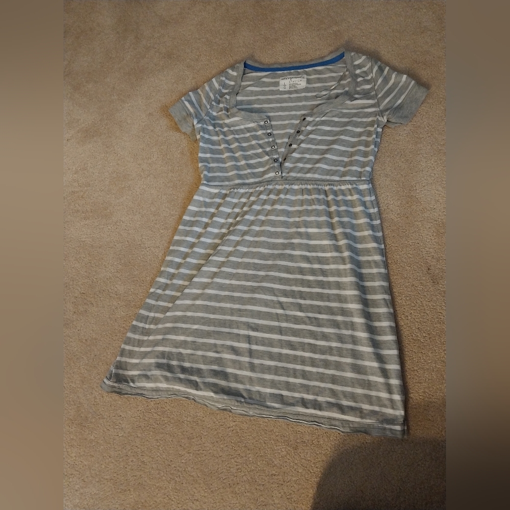 Aeroppastle size Large cotton dress